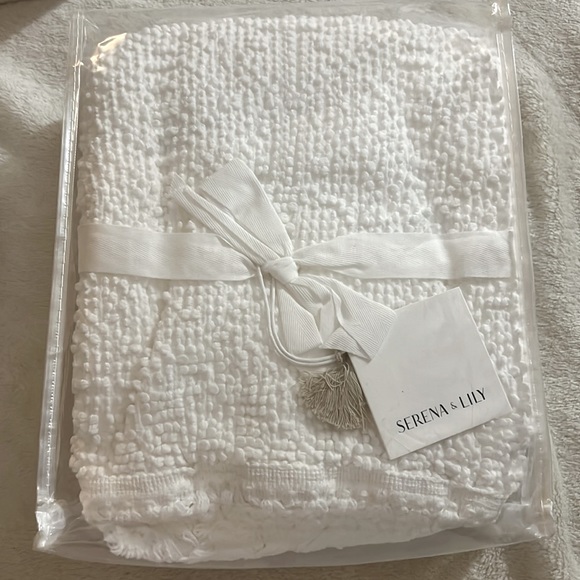 BNWT - Winslow EURO sham - WHITE 🤍 - Picture 4 of 5